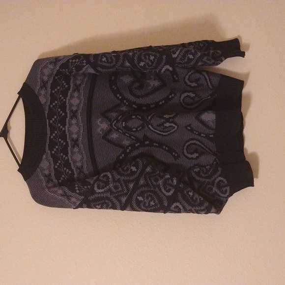 Alafoss Sweater - Picture 1 of 9